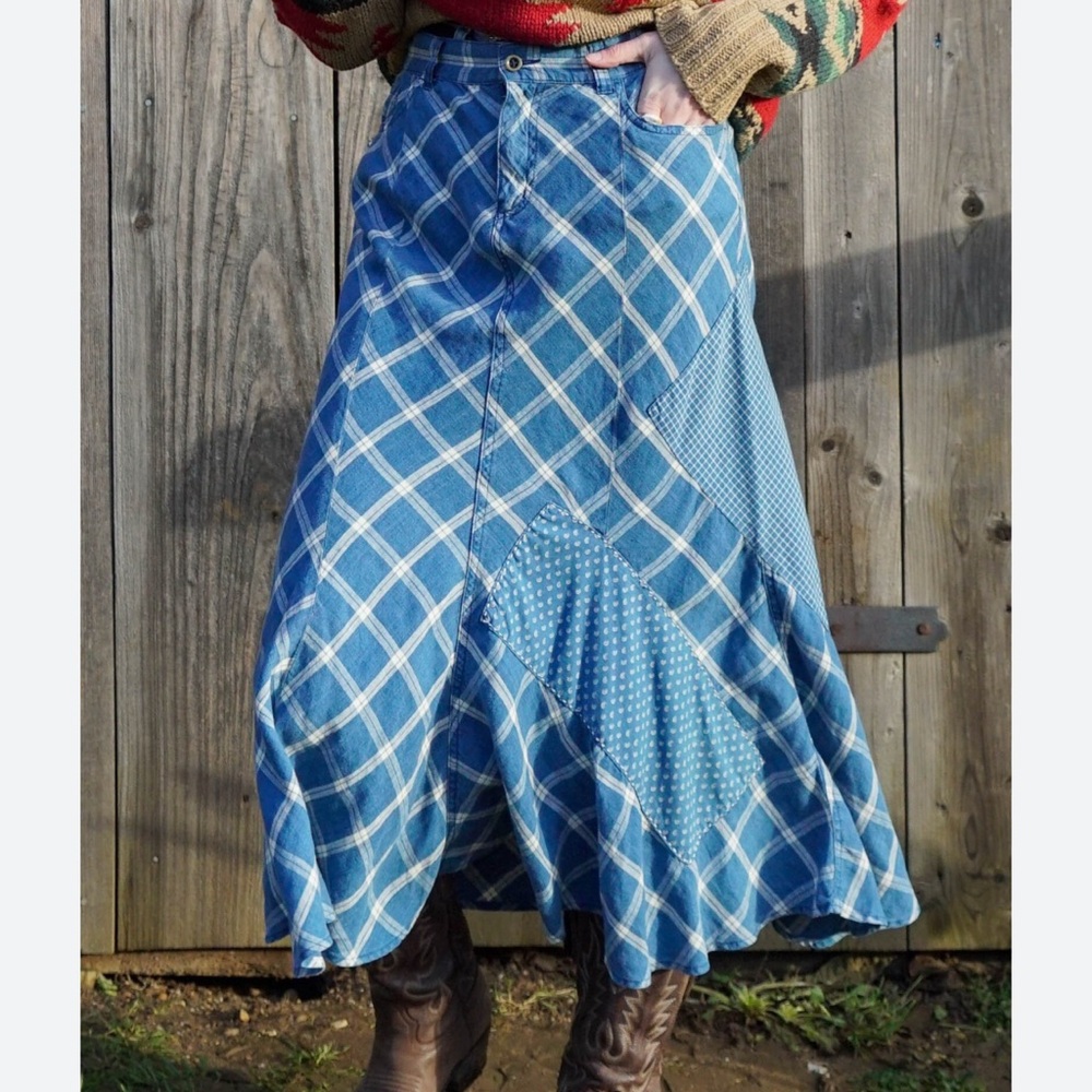 Vintage Ralph Lauren blue check linen flowy skirt.